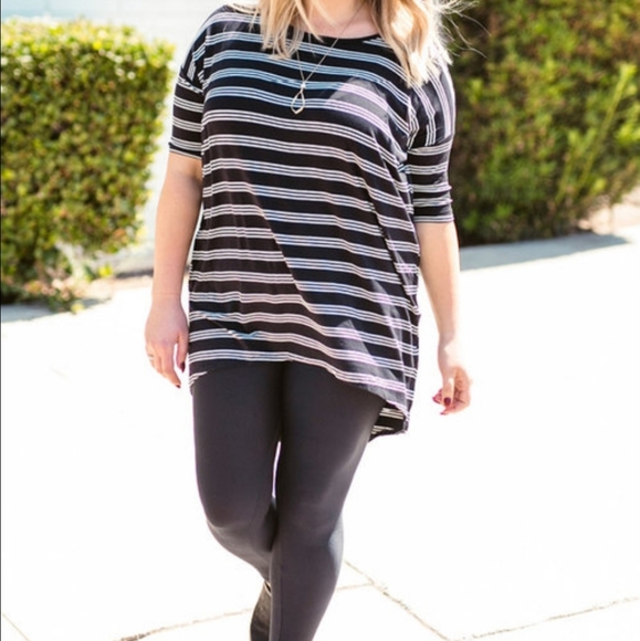 Lularoe Irma tunic tops blouses - Picture 2 of 7